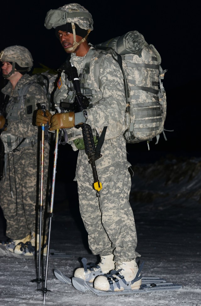 Soldiers learn craft of shooting in cold, snow