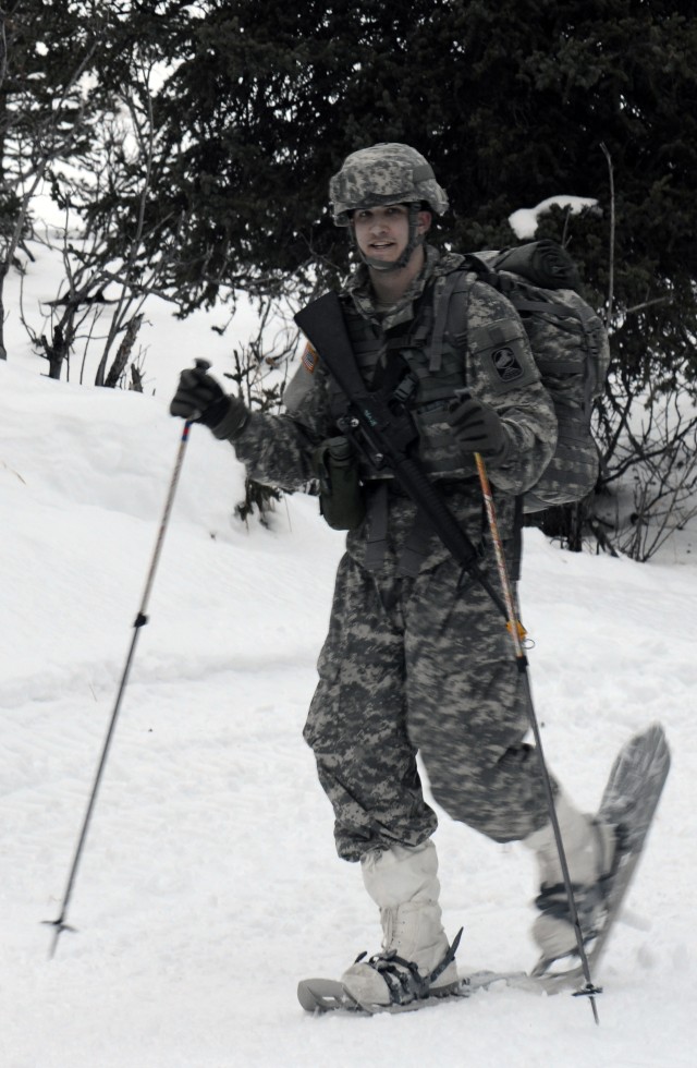 Soldiers learn craft of shooting in cold, snow
