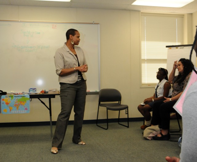 Army leader mentors high school students