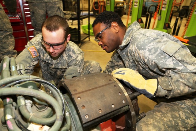 Mechanics build skills in RTS-Maintenance course at Fort McCoy