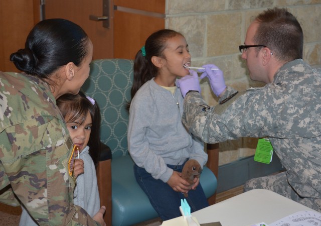 Fort Hood children receive free dental screenings during CRDAMC's Patient Appreciation Week