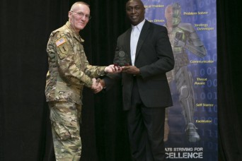 INSCOM receives Army Protection Program Award | Article | The United ...