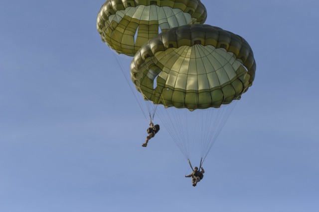 Jumping into Portugal; Portuguese and 173rd Airborne Brigade combined air operations