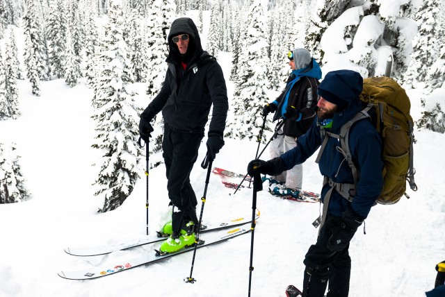 John Dorman, left, explains backcountry skiing safety, at the JBLM Alpine Club basic alpine course, Mount Rainier National Park, Washington