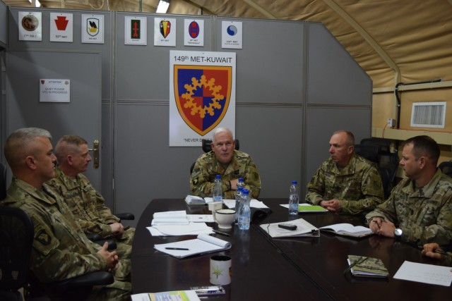 Senior leaders visit Kentucky National Guard Soldiers overseas