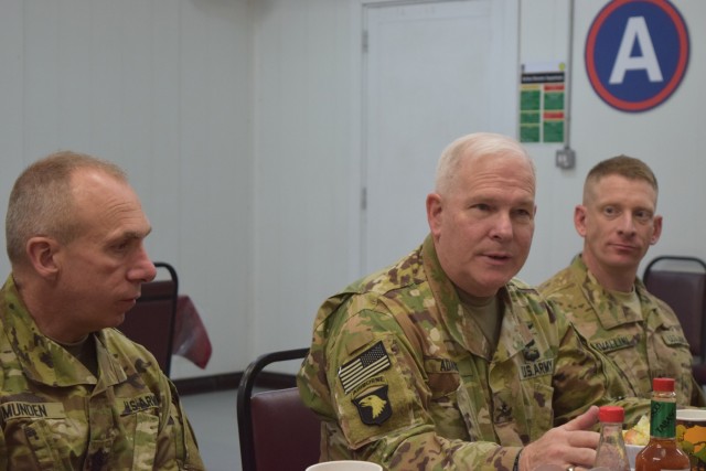 Senior leaders visit Kentucky National Guard Soldiers overseas