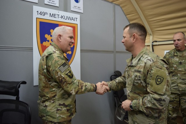 Senior leaders visit Kentucky National Guard Soldiers overseas