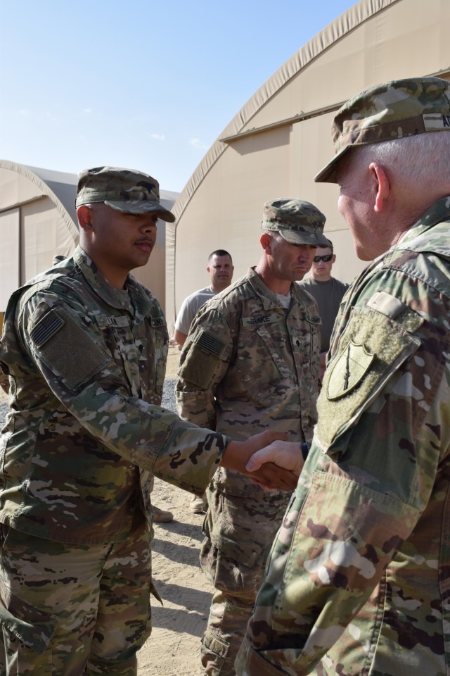 Senior leaders visit Kentucky National Guard Soldiers overseas