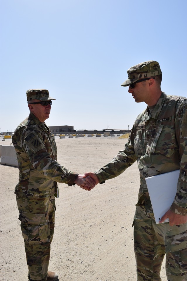 Senior leaders visit Kentucky National Guard Soldiers overseas