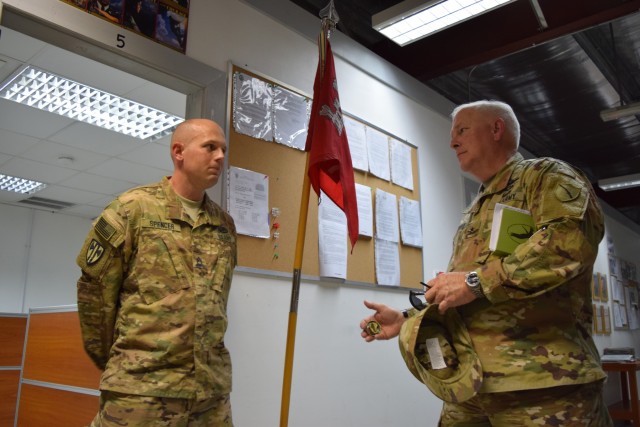 Senior leaders visit Kentucky National Guard Soldiers overseas