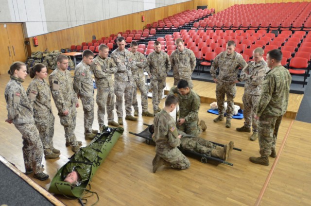 U.S. Soldiers Train With Latvian NDA Cadets