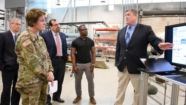 West Point official visits Army laboratory