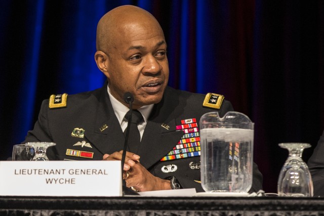 Wyche stresses partnerships during panel at AUSA Global Force