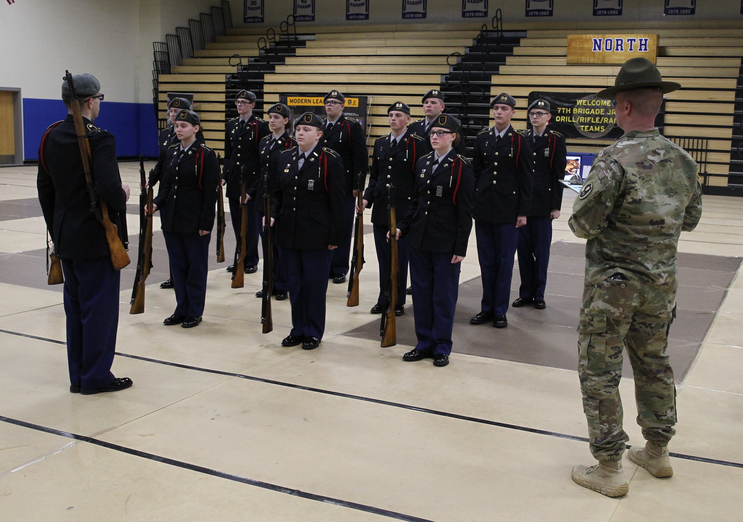 jrotc-cadets-compete-for-top-honors-in-7th-brigade-event-article