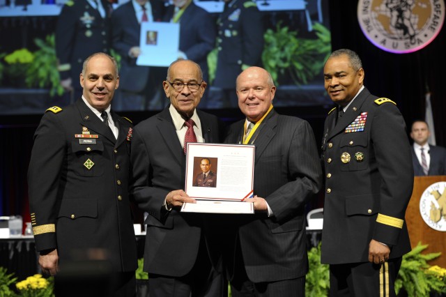 Retired Lt. Gen. Robert Dail receives the Lt. Gen. Arthur Gregg Leadership Award