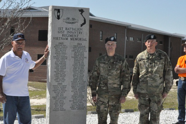 Vets4