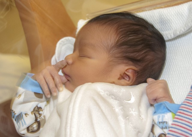WBAMC issues innovative newborn blanket to diminish SIDS