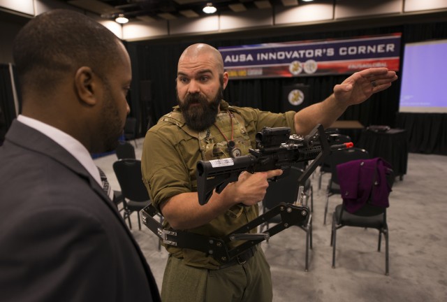 'Third arm' device aims to help Soldier combat loads, boost lethality