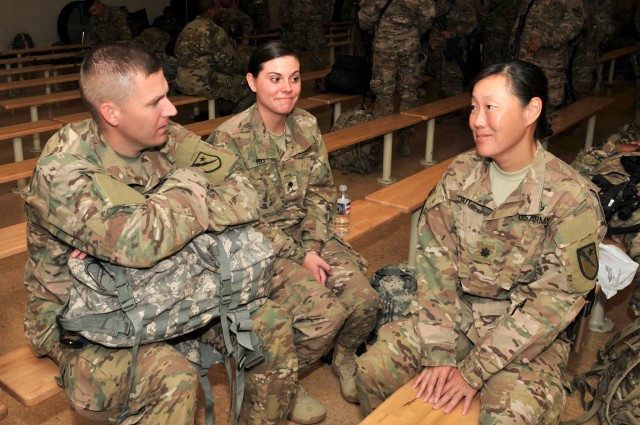 Meet Your Army: Guard  Lt. Col.  mentors future leaders