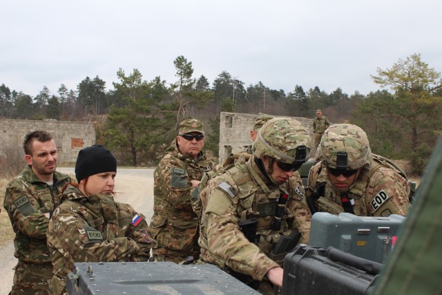 Vanguard Battalion demonstrates expeditionary sustainment capabilities with Slovenian Army