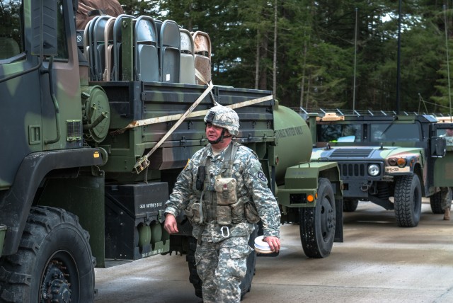 301st MEB maneuvers across Joint Base Lewis-McChord | Article | The ...