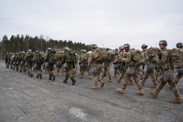 BMEDDAC, USAREUR and NATO service members meet at 7th ATC for EFMB testing 