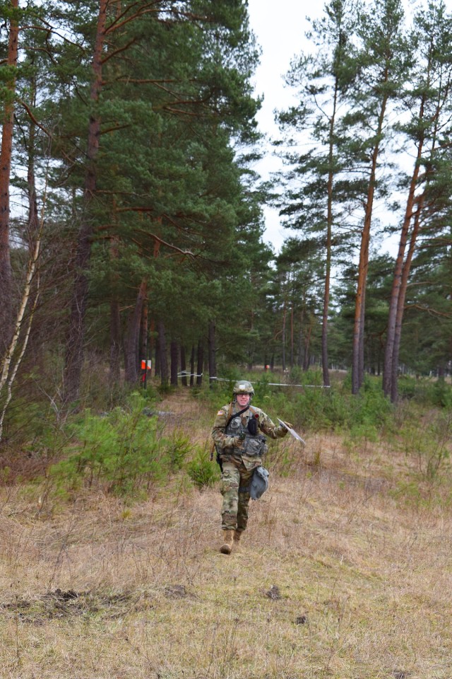 BMEDDAC, USAREUR and NATO service members meet at 7th ATC for EFMB testing 