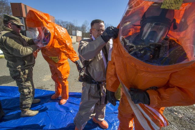 New Jersey National Guard trains with Picatinny firefighters