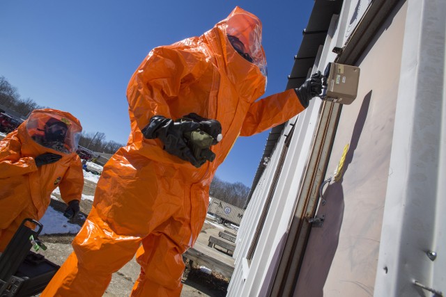 New Jersey National Guard trains with Picatinny firefighters