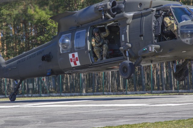 10th Combat Aviation Brigade demonstrates medevac capabilities with German Army