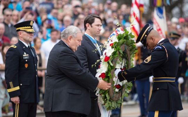 Medal of Honor recipients confer citizen honors at JBM-HH