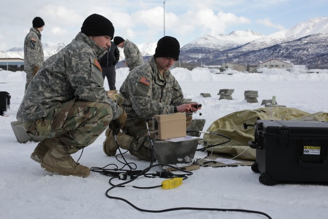 Alaska Airborne BDE conducts SATCOM test while preparing for CTC