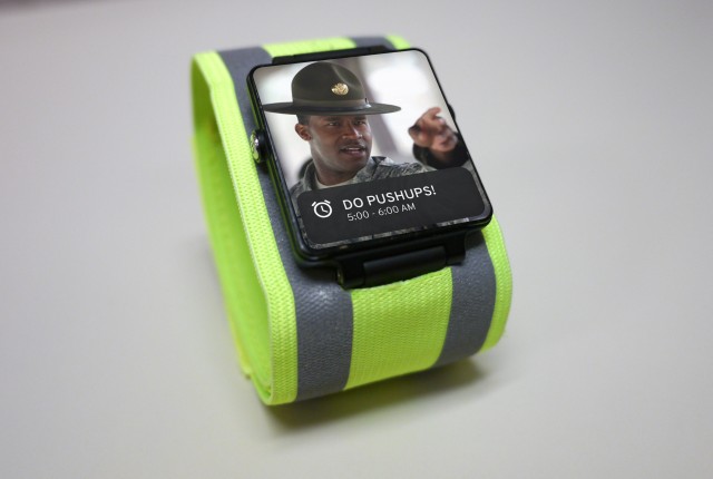 Army to issue PT bracelet