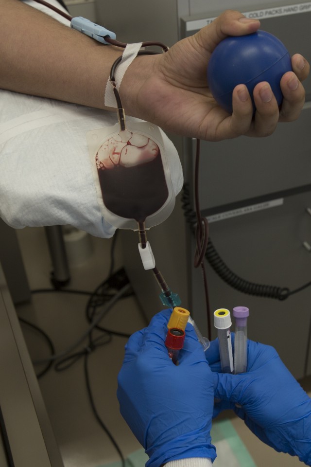 USPACOM ASBBC collects blood for Balikatan exercise in the Philippines