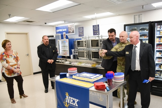 CCAD welcomes Bldg 8 micro market as automated stores go global