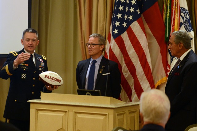 Army leaders build relationships with Atlanta business community