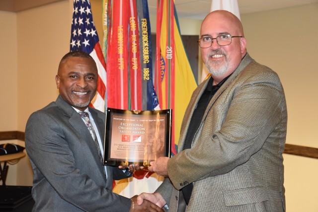 Army names fiscal 2016 safety awards recipients at professional development summit