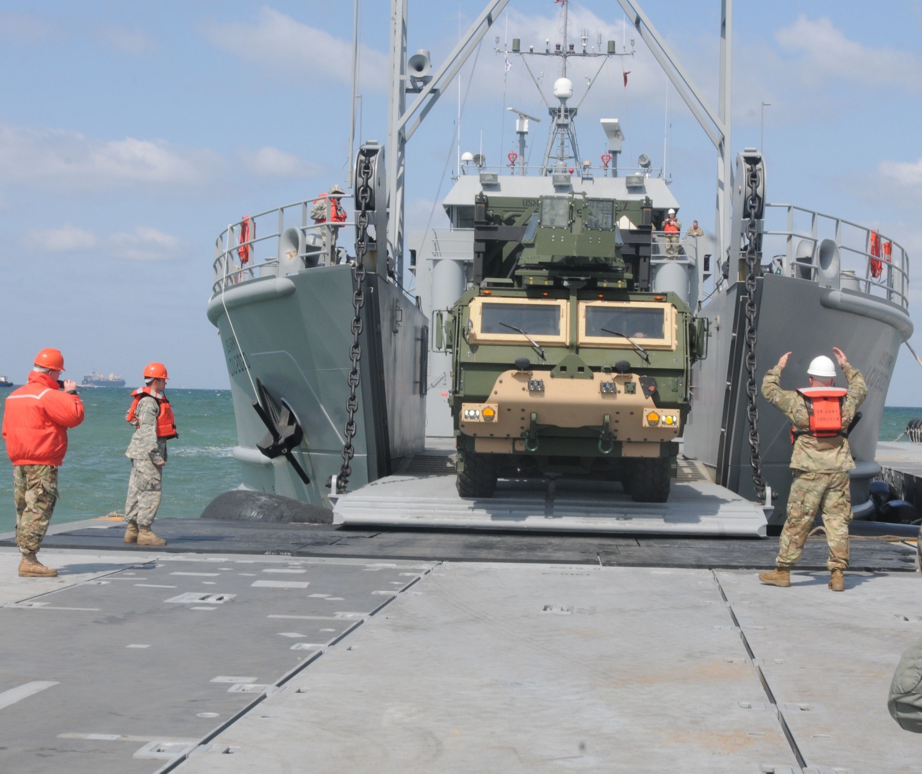 ROK and U.S. service members exercise Combined Joint Logistics Overthe