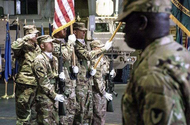 401st Army Field Support Battalion-Qatar welcomes new commander