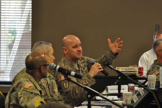 Contracting senior leaders focus on readiness, requirements