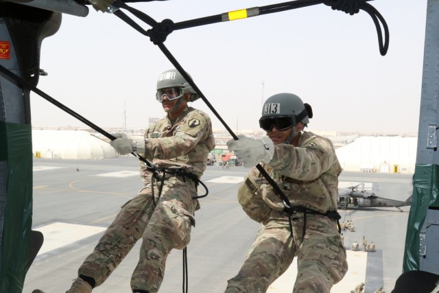USARCENT's first Air Assault Course graduates students