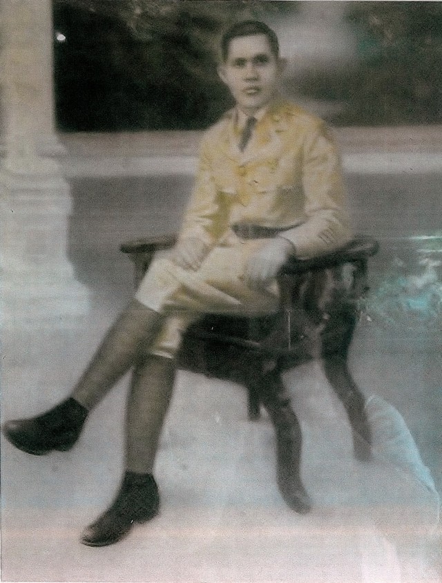 U.S. Army Pacific Posthumously Presents Purple Heart to WWII Philippine Scout