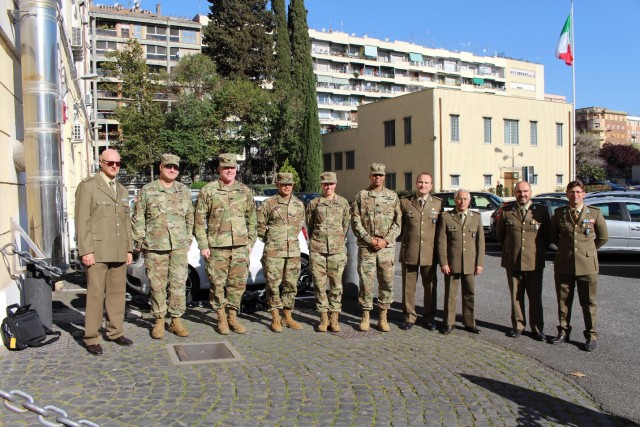 PHA-Italy Builds Partnership with Italian Army Veterinary Service
