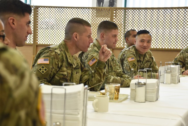 Lunch with SMA Dailey: 2CR Soldiers talk modernization, training and mentorship