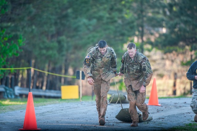 Chemical, Fort Leonard Wood team conquers Best Ranger