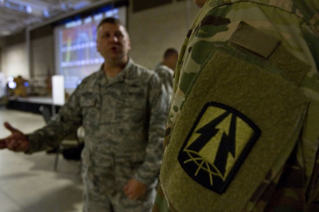 Guard and Reserve Soldiers team up for cyber defense