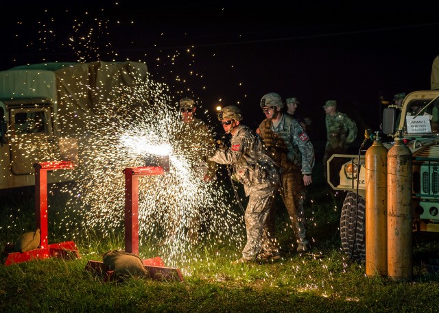 Sapper teams invade Fort Leonard Wood: A photo essay
