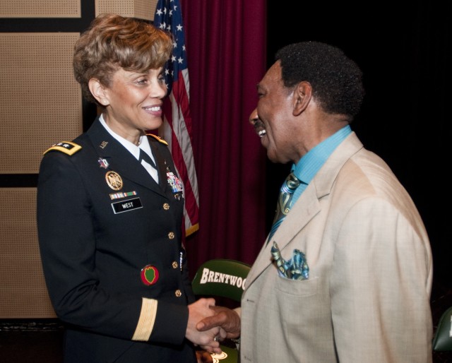 U.S. Army surgeon general inspires high school student, opportune visit follows