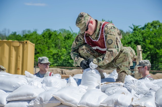A Soldier with the Missouri National Guard's 1138th Engineer Compan