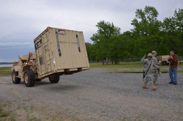 Soldiers train for media interaction during deployments